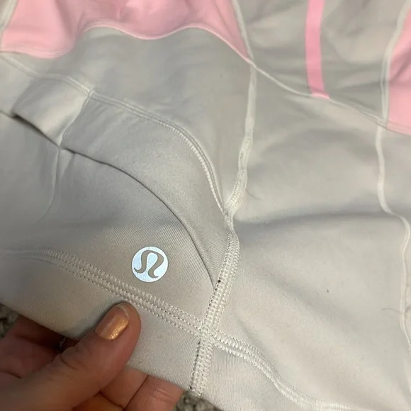Lululemon jacket - Picture 12 of 12